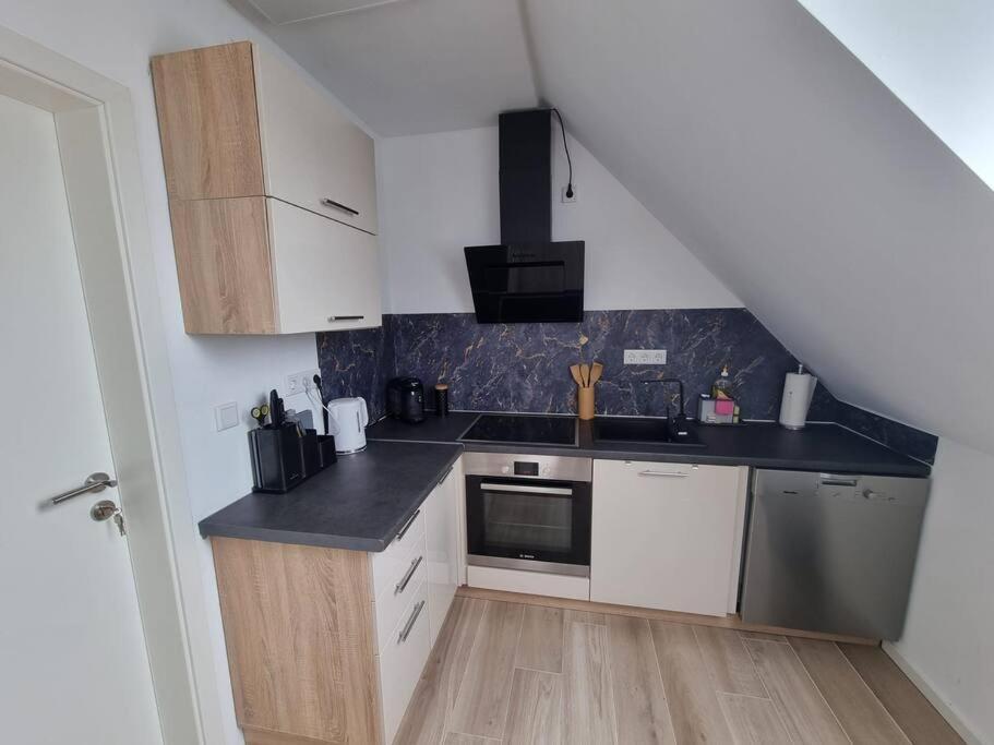 New & Modern Apartment Near Duesseldorf Виллих Экстерьер фото